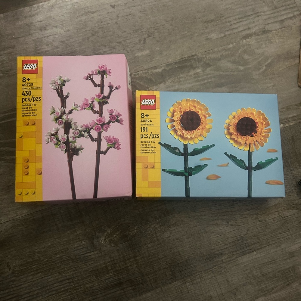 LEGO Botanical Collection Cherry Blossom and Sunflower Sets
